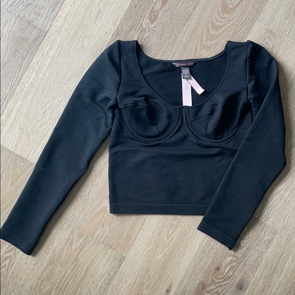 Victoria’s Secret top